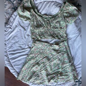 Elodie crop top & floral skirt set SMALL